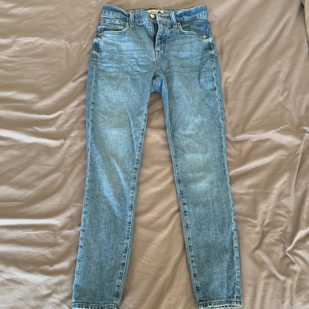 Madewell 9 inch high rise skinny light wash size 25